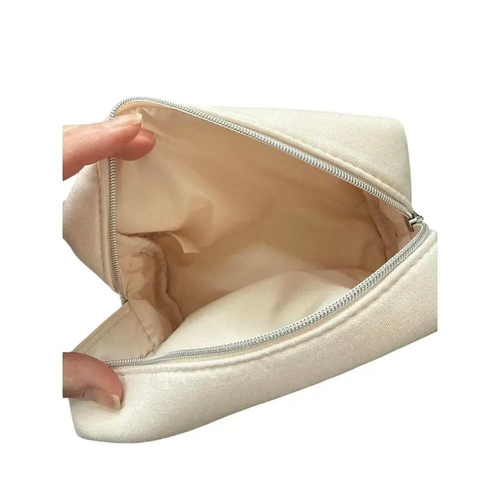 Dior Beauty Cosmetic Pouch Cream - Picture 3 of 8